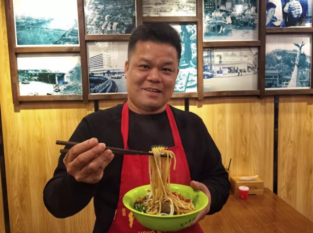 红鼻子餐饮卤粉类,红鼻子餐饮汤粉类,红鼻子餐饮炒饭系列,湖南省红鼻子餐饮文化管理有限公司